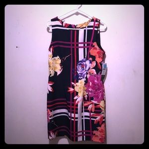 Elegant sheath dress